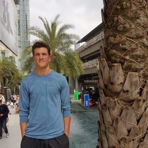 Meet your Posher, Ezra